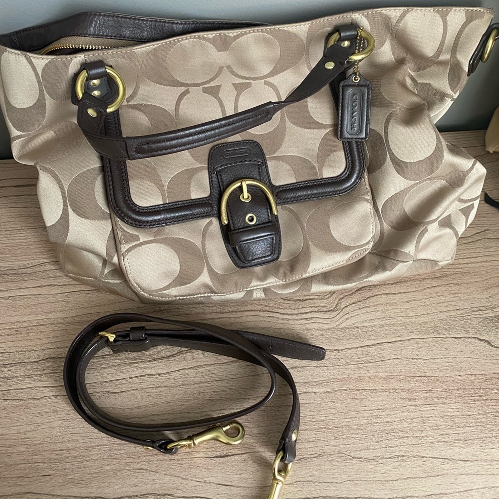 Women Like New Coach Purse for sale